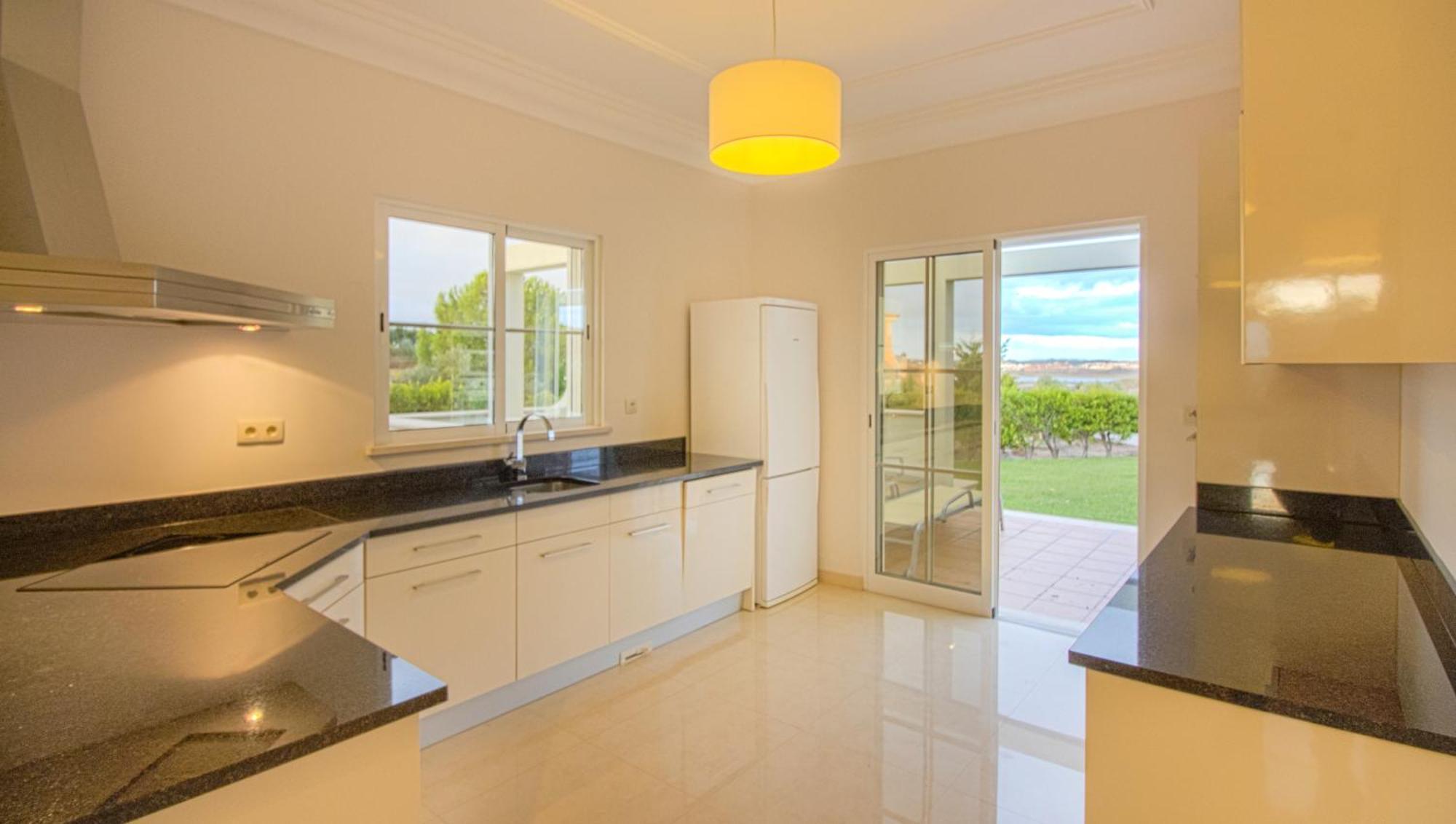 Villas @ Quinta Do Vale Golfe 카스트로마림 외부 사진