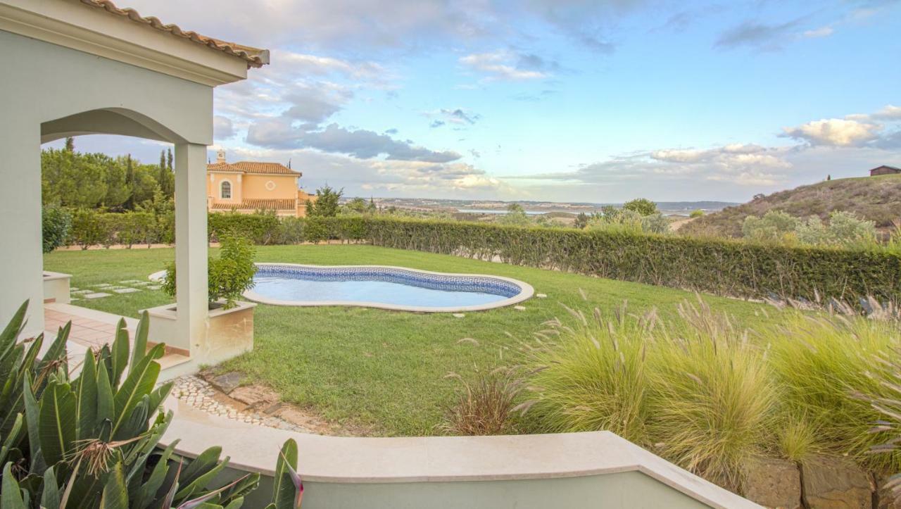 Villas @ Quinta Do Vale Golfe 카스트로마림 객실 사진